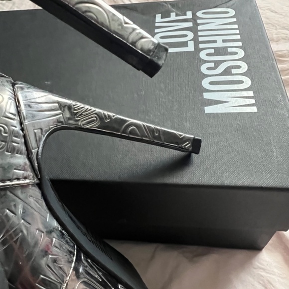 Love Moschino pumps - Picture 6 of 10